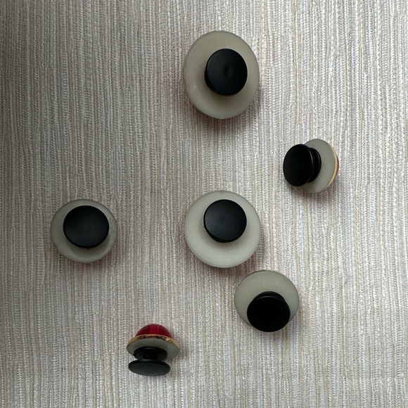 Croc Charms Red Bubbles (Unbranded) - Picture 5 of 5